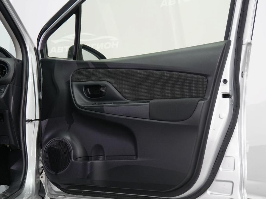 Toyota Vitz III (XP130) Рестайлинг 2 Новосибирск  - изображение 17