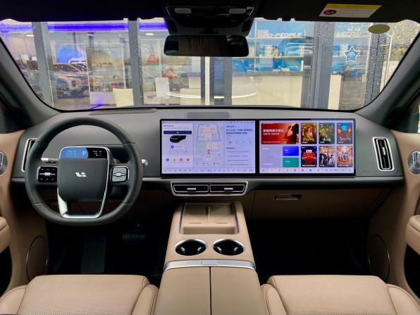 Новый Li Auto (Lixiang) L7 I Рестайлинг 2025 года, цена 8 490 000 рублей, внедорожник, Автокод Объявления