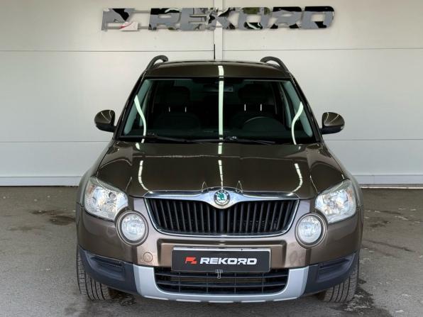 Skoda Yeti I с пробегом 2012 года, цена 1 059 000 рублей, 249843 км, внедорожник, Автокод Объявления