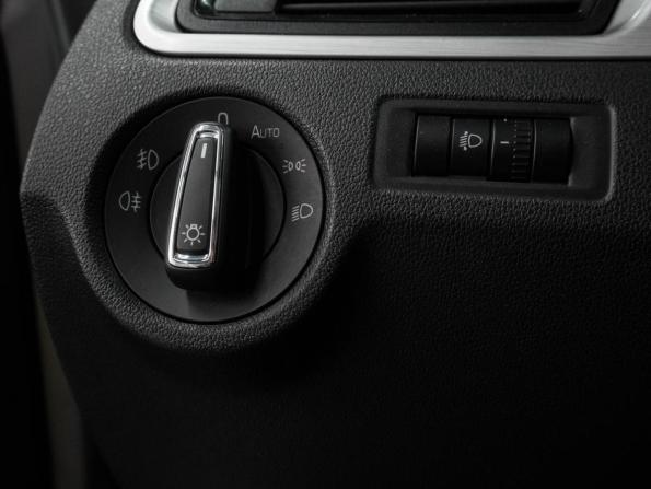 Skoda Rapid I с пробегом 2017 года, цена 1 272 000 рублей, 123324 км, лифтбек, Автокод Объявления
