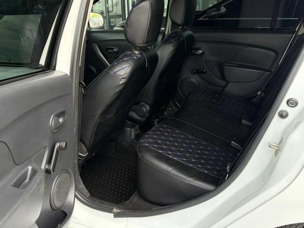 Renault Logan II Рестайлинг с пробегом 2019 года, цена 590 999 рублей, 152117 км, седан, Автокод Объявления