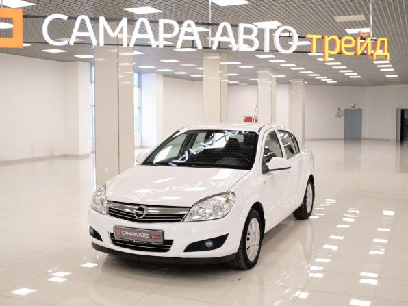 Opel Astra H Рестайлинг с пробегом 2012 года, цена 645 000 рублей, 134120 км, седан, Автокод Объявления