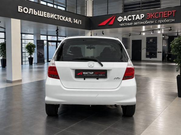 Honda Fit I с пробегом 2005 года, цена 281 000 рублей, 246774 км, хэтчбек, Автокод Объявления