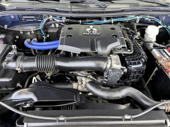 Mitsubishi Pajero Sport II Рестайлинг с пробегом 2015 года, цена 1 825 000 рублей, 237795 км, внедорожник, Автокод Объявления
