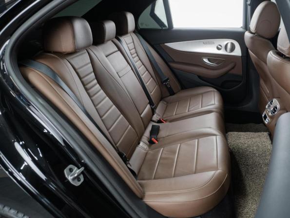 Mercedes-Benz E-Класс V (W213 S213 C238) Рестайлинг с пробегом 2021 года, цена 6 199 000 рублей, 75339 км, седан, Автокод Объявления