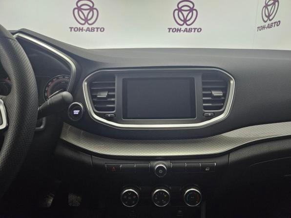 Lada (ВАЗ) Vesta I Рестайлинг (NG) с пробегом 2024 года, цена 1 277 000 рублей, 17313 км, седан, Автокод Объявления
