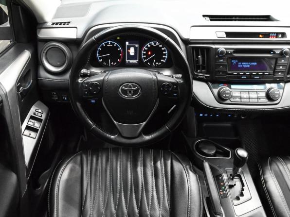 Toyota RAV4 IV (XA40) Рестайлинг с пробегом 2019 года, цена 2 600 000 рублей, 184427 км, внедорожник, Автокод Объявления
