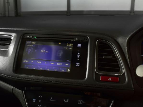 Honda Vezel I с пробегом 2014 года, цена 1 565 995 рублей, 178375 км, внедорожник, Автокод Объявления