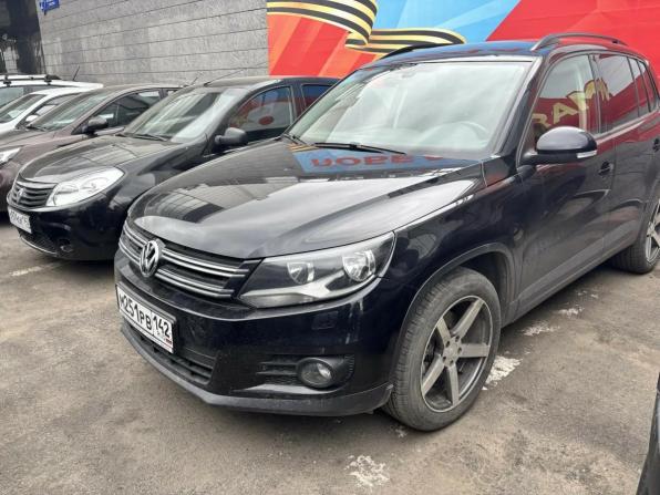Volkswagen Tiguan I Рестайлинг с пробегом 2013 года, цена 1 299 000 рублей, 125546 км, внедорожник, Автокод Объявления