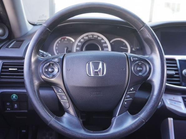 Honda Accord IX с пробегом 2013 года, цена 1 350 000 рублей, 242092 км, седан, Автокод Объявления