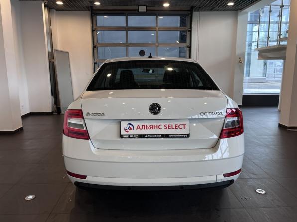 Skoda Octavia III (A7) Рестайлинг с пробегом 2020 года, цена 1 956 000 рублей, 119943 км, лифтбек, Автокод Объявления