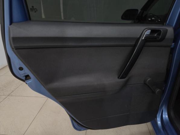 Volkswagen Polo IV Рестайлинг с пробегом 2006 года, цена 430 000 рублей, 178233 км, хэтчбек, Автокод Объявления