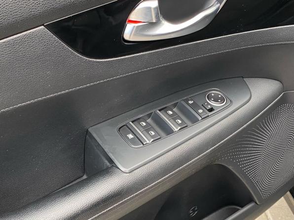 Kia Cerato IV с пробегом 2020 года, цена 1 990 000 рублей, 174551 км, седан, Автокод Объявления