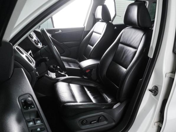 Volkswagen Tiguan I с пробегом 2010 года, цена 867 000 рублей, 291243 км, внедорожник, Автокод Объявления
