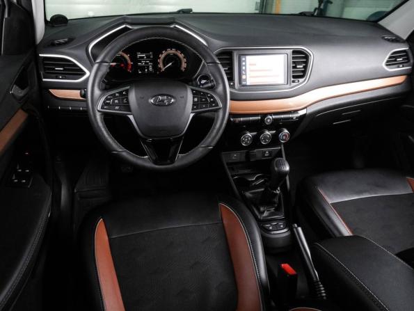 Lada (ВАЗ) Vesta I Рестайлинг (NG) с пробегом 2023 года, цена 1 339 000 рублей, 22147 км, седан, Автокод Объявления