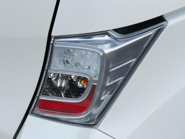 Honda Freed I Рестайлинг с пробегом 2012 года, цена 1 000 000 рублей, 99663 км, компактвэн, Автокод Объявления