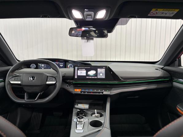 Changan UNI-V I с пробегом 2024 года, цена 2 300 000 рублей, 16332 км, лифтбек, Автокод Объявления