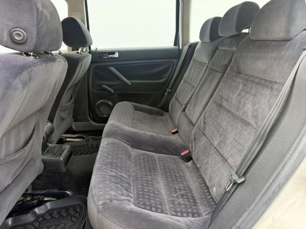 Volkswagen Passat B5 Рестайлинг с пробегом 2001 года, цена 420 000 рублей, 226226 км, универсал, Автокод Объявления