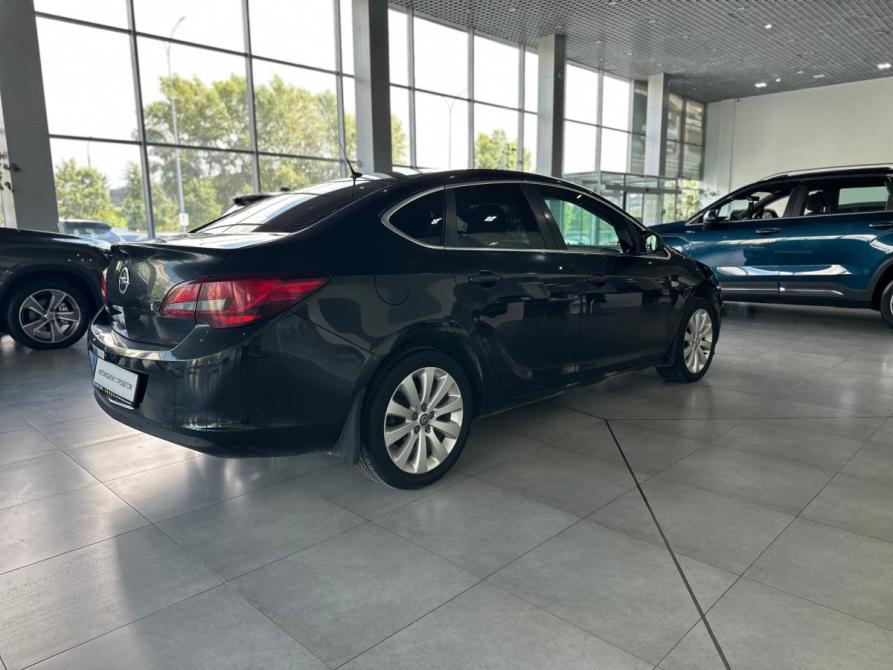Opel Astra J Рестайлинг Новосибирск  - изображение 5