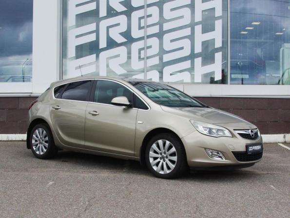 Opel Astra J с пробегом 2011 года, цена 699 000 рублей, 178000 км, хэтчбек, Автокод Объявления