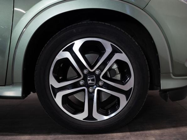 Honda Vezel I Рестайлинг с пробегом 2019 года, цена 1 935 000 рублей, 85070 км, внедорожник, Автокод Объявления