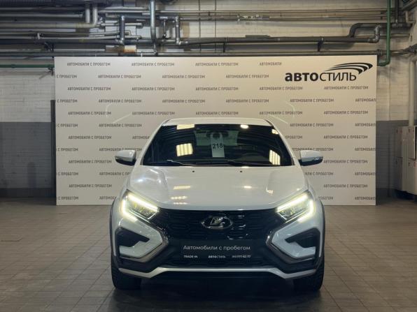 Lada (ВАЗ) Vesta I Рестайлинг (NG) с пробегом 2023 года, цена 1 499 000 рублей, 3500 км, седан, Автокод Объявления