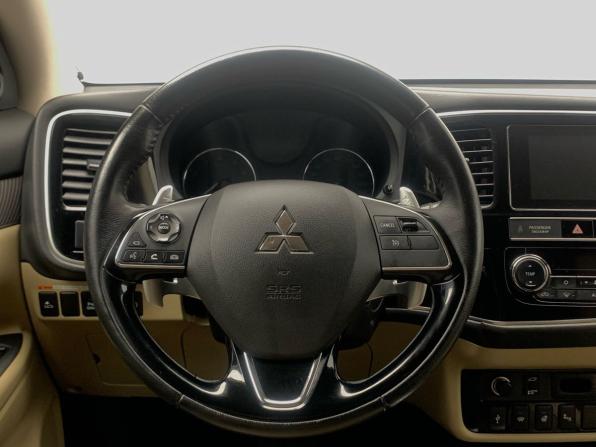 Mitsubishi Outlander III Рестайлинг 3 с пробегом 2019 года, цена 2 159 000 рублей, 176016 км, внедорожник, Автокод Объявления