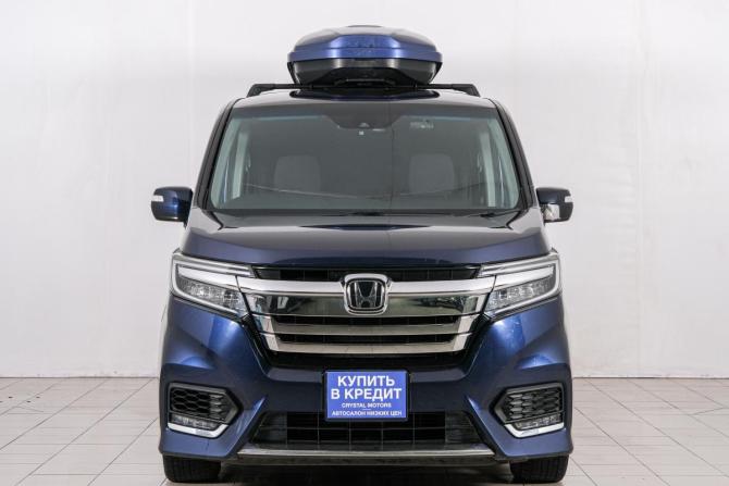 Honda Stepwgn V Рестайлинг с пробегом 2018 года, цена 2 239 000 рублей, 80000 км, минивэн, Автокод Объявления