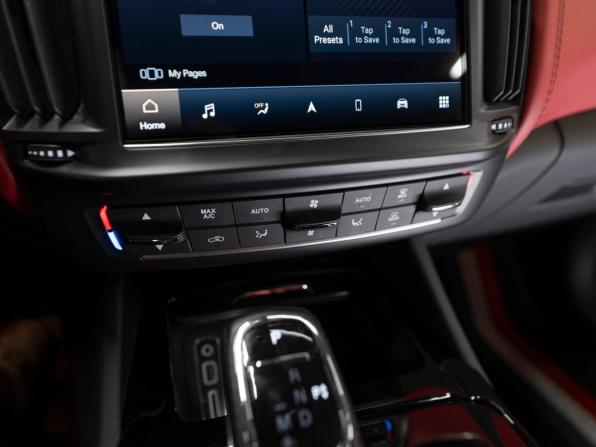 Maserati Levante I Рестайлинг с пробегом 2021 года, цена 7 100 000 рублей, 44325 км, внедорожник, Автокод Объявления