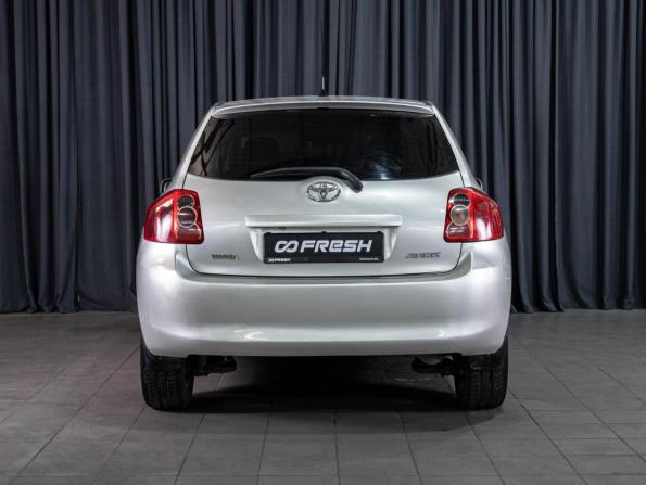 Toyota Auris I с пробегом 2008 года, цена 620 000 рублей, 255388 км, хэтчбек, Автокод Объявления