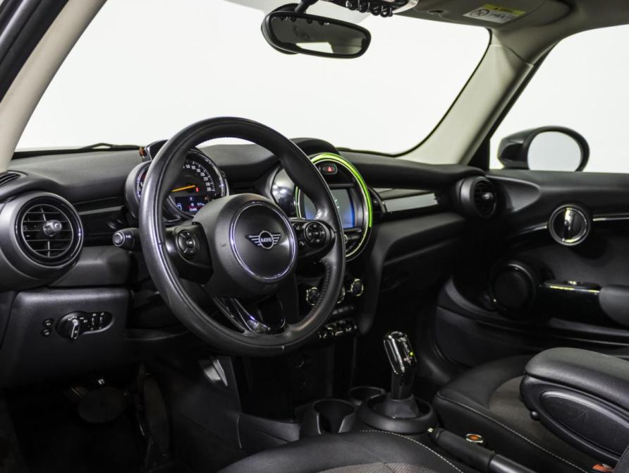 Mini Hatch III (F55/F56) Рестайлинг Москва  - изображение 10