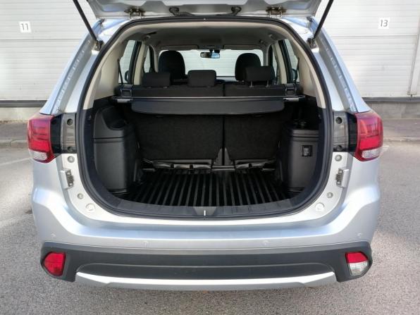 Mitsubishi Outlander III Рестайлинг 2 с пробегом 2018 года, цена 1 649 000 рублей, 115273 км, внедорожник, Автокод Объявления