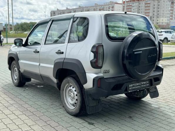 Lada (ВАЗ) Niva Travel I с пробегом 2021 года, цена 990 000 рублей, 60000 км, внедорожник, Автокод Объявления