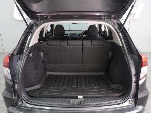 Honda Vezel I с пробегом 2014 года, цена 1 299 000 рублей, 157953 км, внедорожник, Автокод Объявления