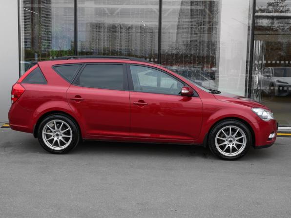 Kia Ceed II с пробегом 2012 года, цена 998 000 рублей, 158456 км, универсал, Автокод Объявления