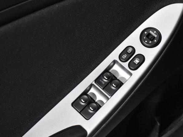 Hyundai Solaris I Рестайлинг с пробегом 2016 года, цена 919 000 рублей, 140500 км, седан, Автокод Объявления