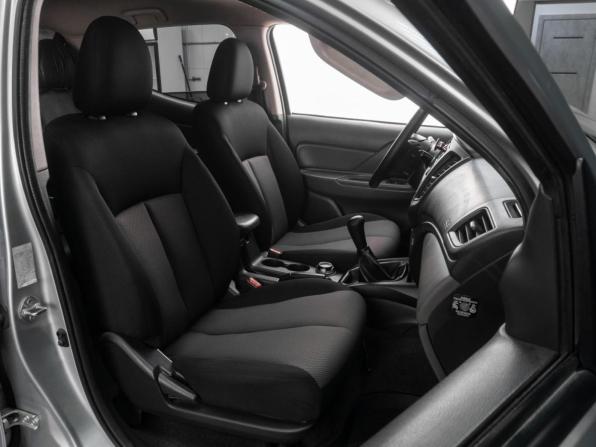 Mitsubishi L200 V с пробегом 2017 года, цена 1 819 000 рублей, 150845 км, offers.body_type.unknown, Автокод Объявления