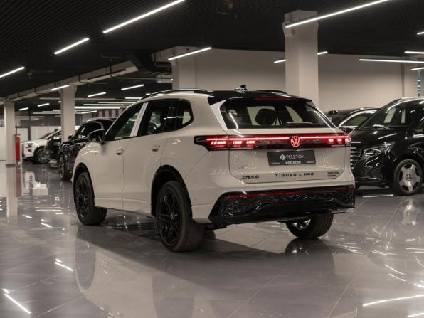 Volkswagen Tiguan III (China Market) с пробегом 2026 года, цена 4 900 000 рублей, 50 км, внедорожник, Автокод Объявления