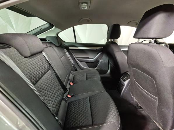Skoda Octavia III (A7) с пробегом 2016 года, цена 1 247 000 рублей, 214317 км, лифтбек, Автокод Объявления