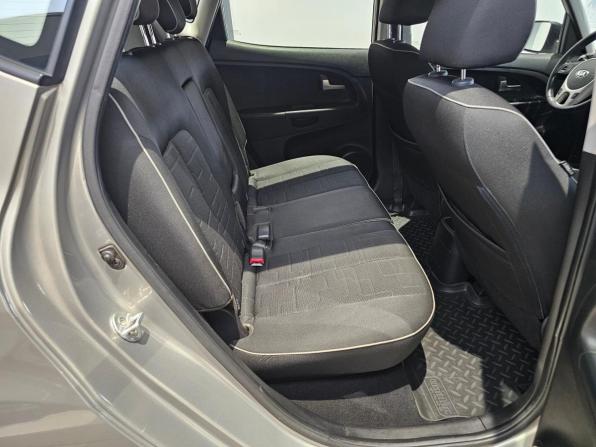 Kia Venga I с пробегом 2013 года, цена 879 000 рублей, 125594 км, минивэн, Автокод Объявления