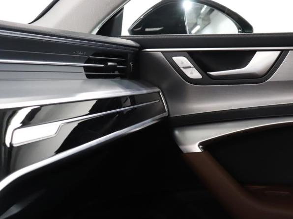 Audi A7 II (4K) с пробегом 2018 года, цена 4 999 900 рублей, 107000 км, лифтбек, Автокод Объявления