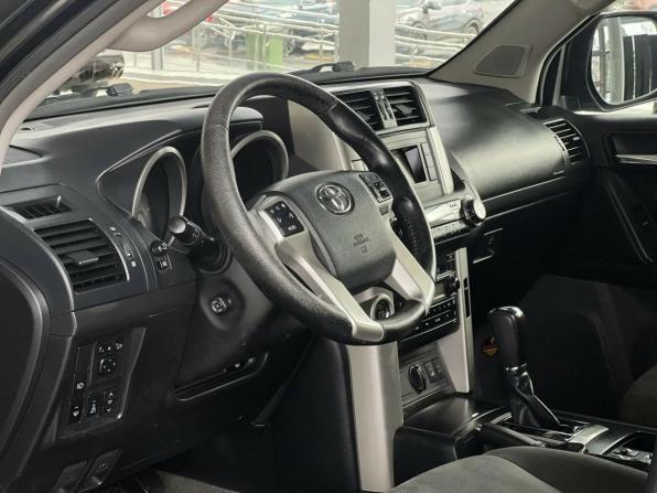 Toyota Land Cruiser Prado 150 Series с пробегом 2012 года, цена 2 395 000 рублей, 290892 км, внедорожник, Автокод Объявления