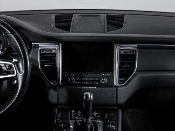 Porsche Macan I с пробегом 2018 года, цена 2 980 000 рублей, 100000 км, внедорожник, Автокод Объявления