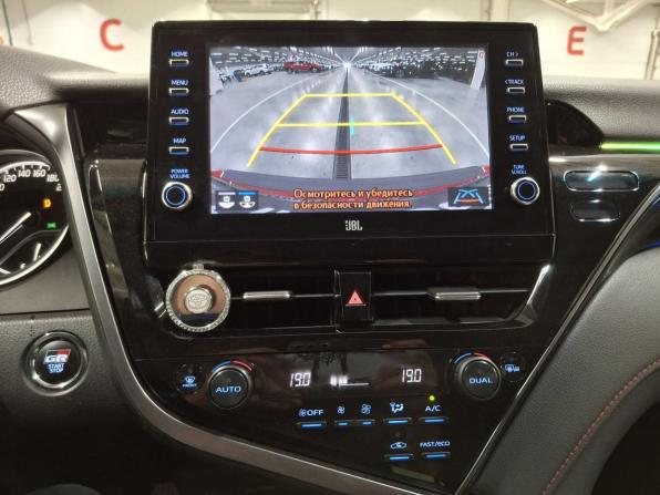 Toyota Camry VIII (XV70) Рестайлинг с пробегом 2021 года, цена 3 350 000 рублей, 114988 км, седан, Автокод Объявления