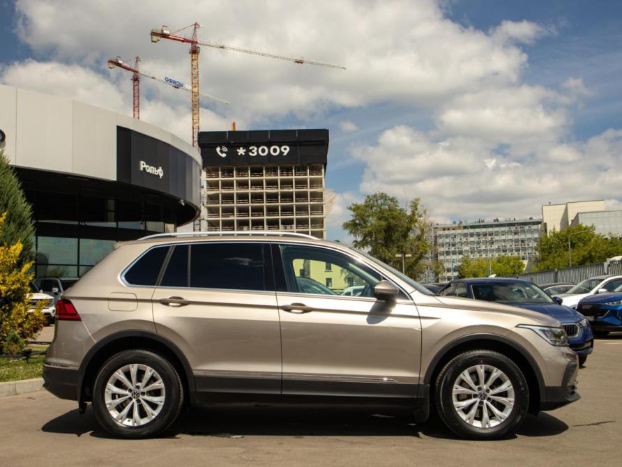 Volkswagen Tiguan II Рестайлинг Москва  - изображение 3
