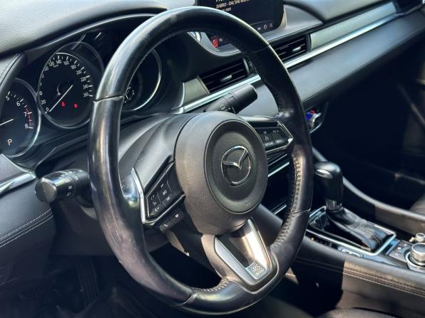 Mazda 6 III (GJ) Рестайлинг 2 с пробегом 2019 года, цена 2 155 000 рублей, 126837 км, седан, Автокод Объявления
