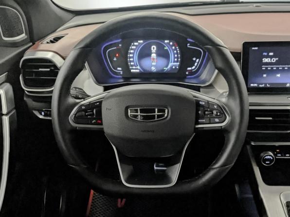 Geely Coolray I с пробегом 2022 года, цена 1 899 000 рублей, 27890 км, внедорожник, Автокод Объявления