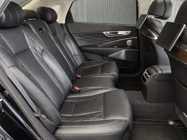 Kia K900 II с пробегом 2021 года, цена 3 647 000 рублей, 76423 км, седан, Автокод Объявления