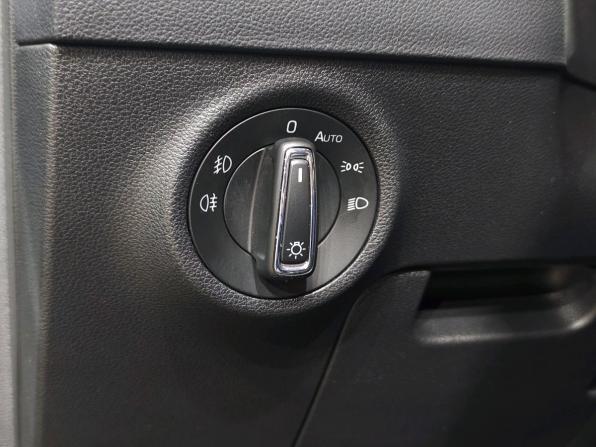 Skoda Karoq I с пробегом 2021 года, цена 2 600 000 рублей, 100400 км, внедорожник, Автокод Объявления