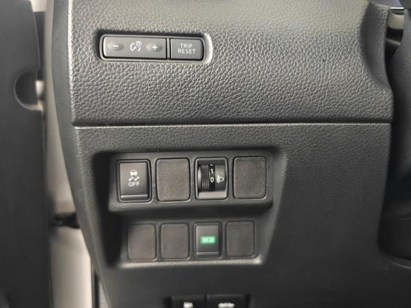 Nissan Qashqai II с пробегом 2016 года, цена 1 740 000 рублей, 83821 км, внедорожник, Автокод Объявления